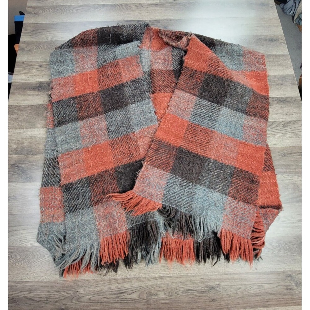 Vintage Handspun Handmade Manos Del Uruguay Virgin Wool Shawl Poncho Multicolor
